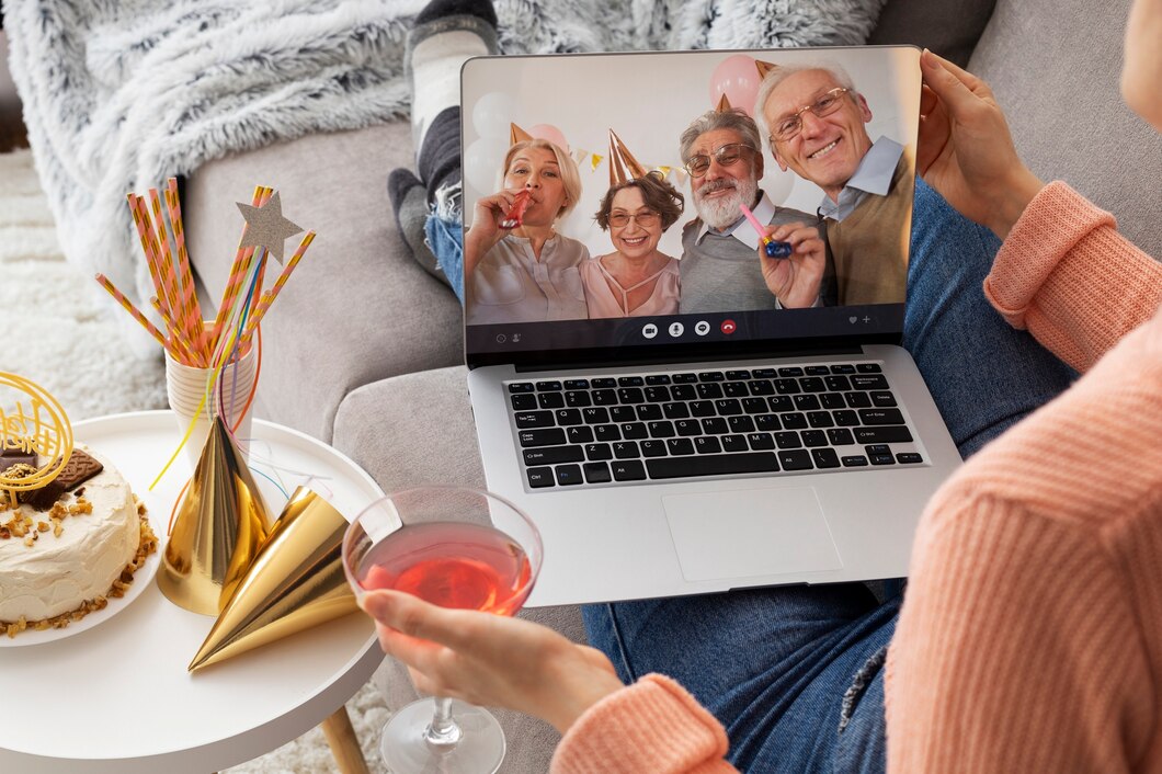 Video call bersama teman dan keluarga